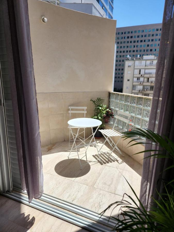 Chilling In Netanya Apartment Exterior photo