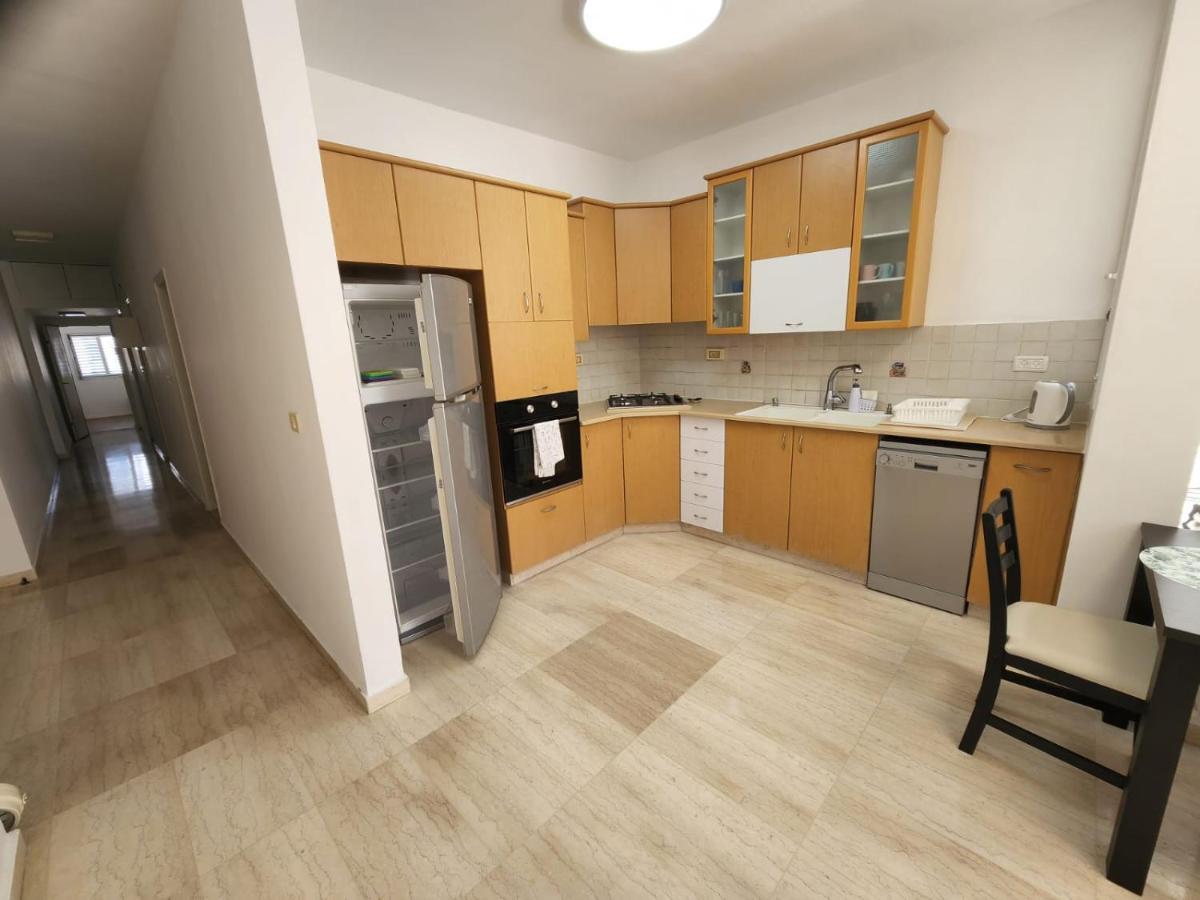Chilling In Netanya Apartment Exterior photo